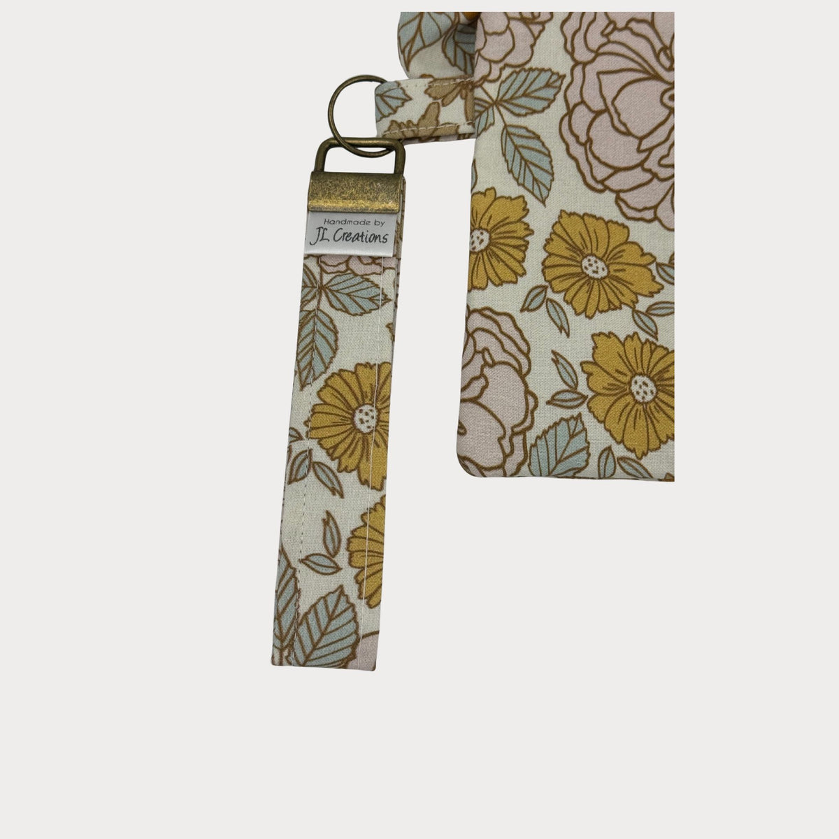 Wristlet Purse with attached Key Fob - Golden Girl